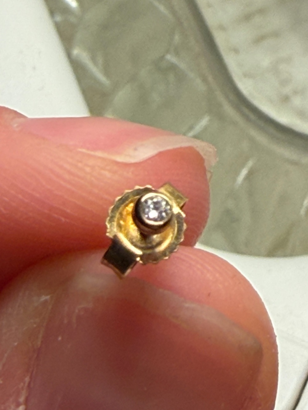 Mejuri Single Tiny Diamond Stud - Picture 11 of 16